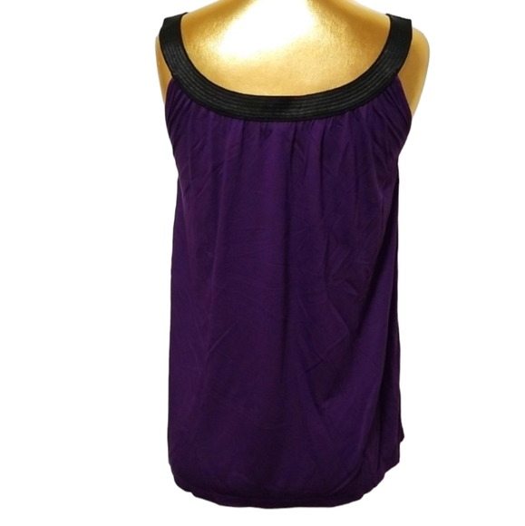 NWT EXPRESS Purple Black Cut-Out Style Sleeveless Top NEW Size XS - Picture 3 of 8